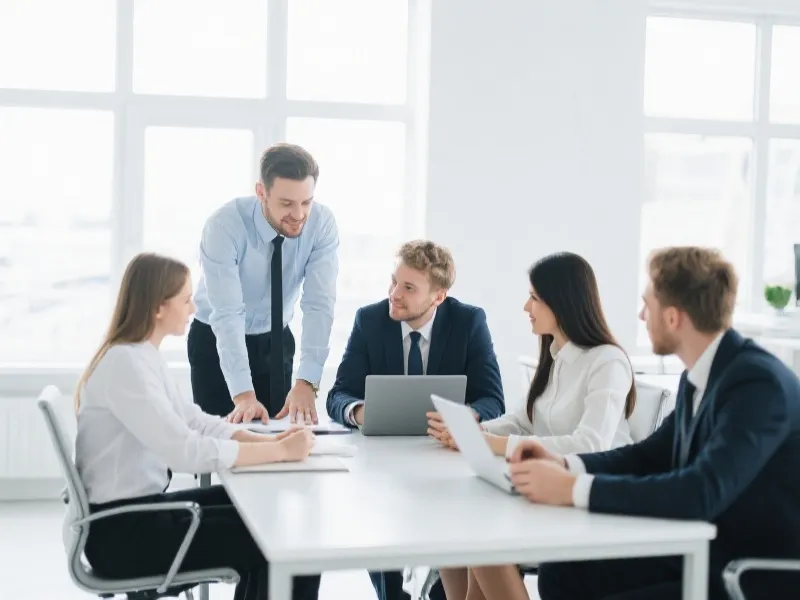 九游娱乐团队协作